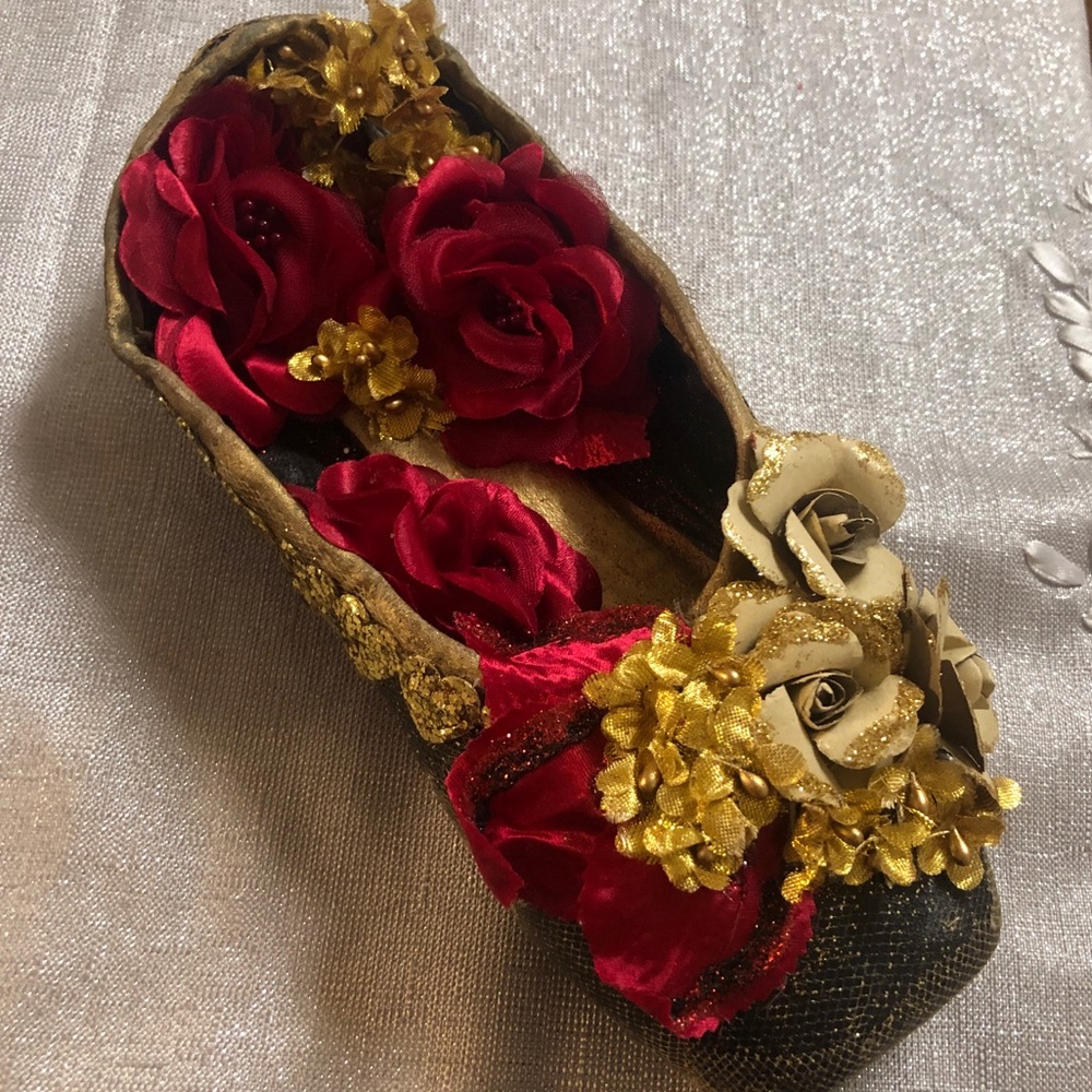 Spanish Chocolate Hand Crafted Pointe Shoe